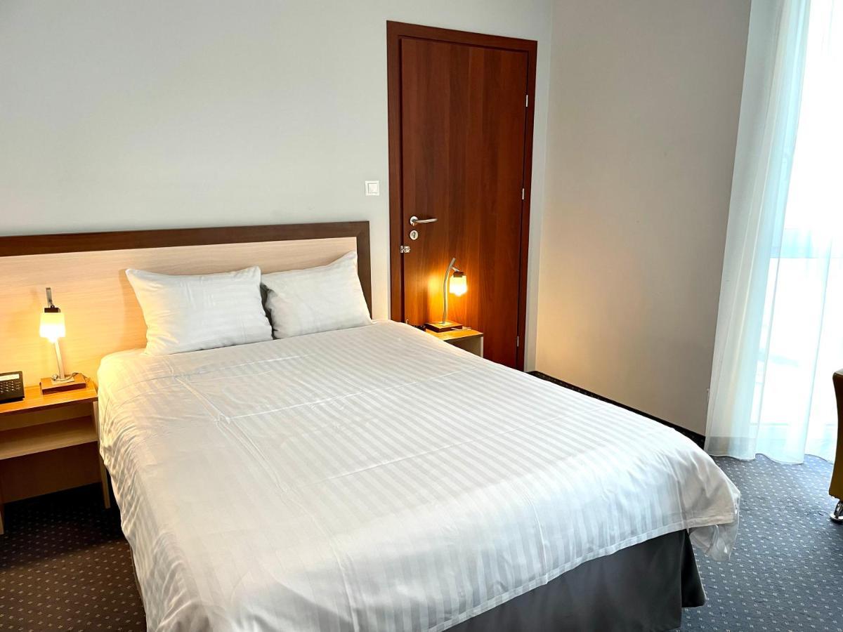 Poleczki Apartamentų viešbutis Warsaw